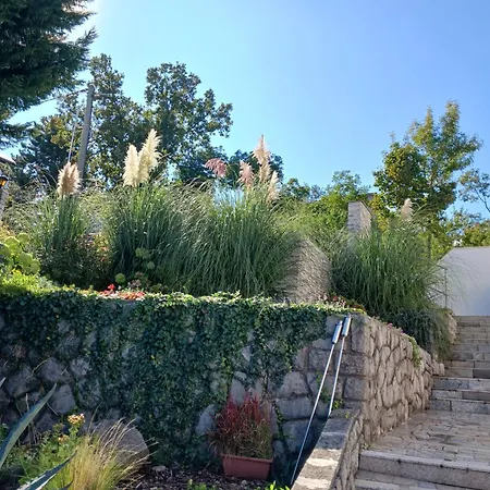 White Pearl Diamond-Opatija, Meerblick Und Pool *