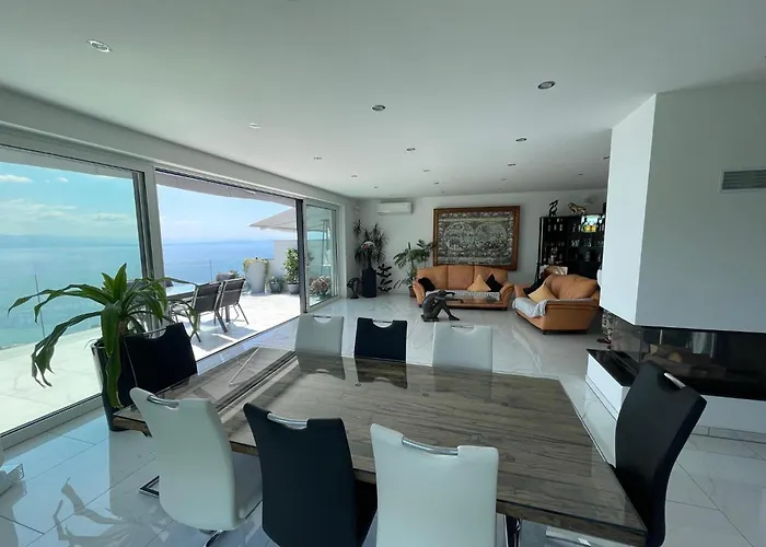 White Pearl Diamond Haus B, Opatija Mit Meerblick & Pool Dom wakacyjny *
