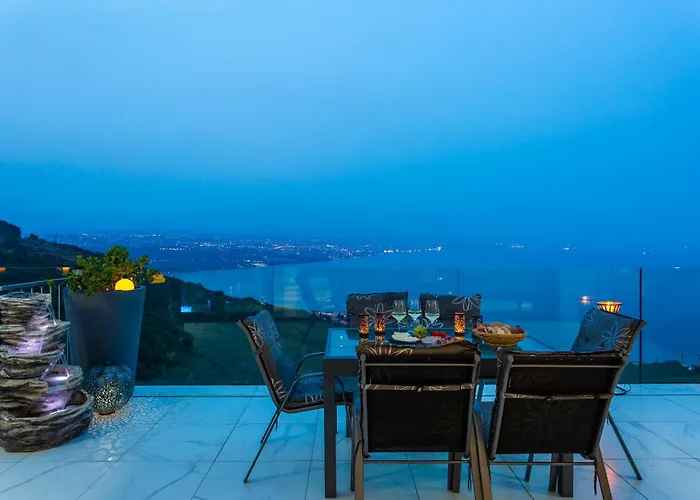 Dom wakacyjny White Pearl Diamond Haus B, Opatija Mit Meerblick & Pool Opatija