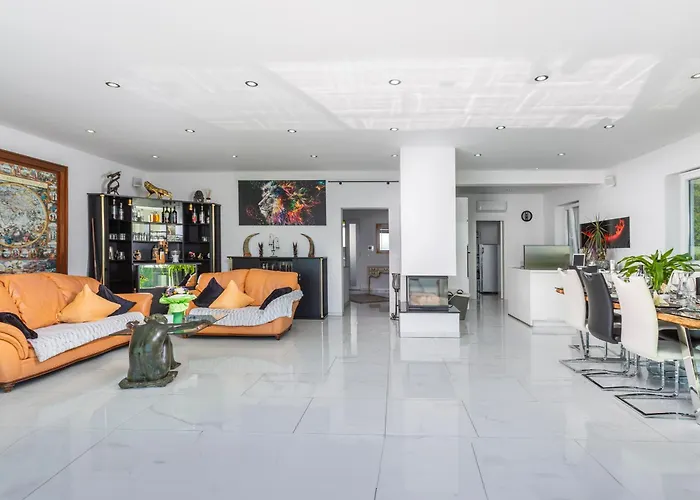 White Pearl Diamond Haus B, Opatija Mit Meerblick & Pool Dom wakacyjny Opatija