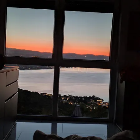 White Pearl Diamond, Mit Meerblick & Pool