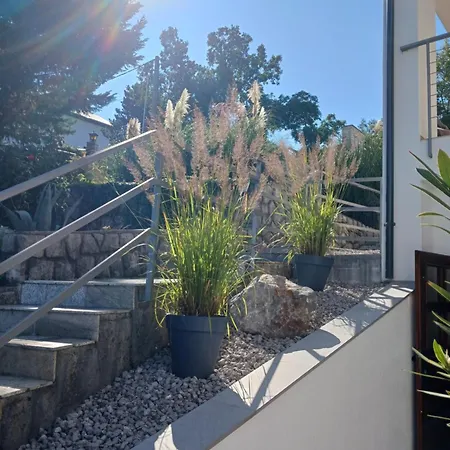 White Pearl Diamond, Mit Meerblick & Pool Сasa de vacaciones Opatija